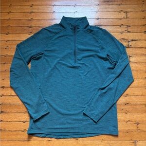 Large Lululemon Quarter Zip